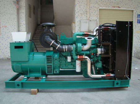 铁山1100kw康明斯柴油发电机组图片 铁山1100kw康明斯柴油发电机组图片